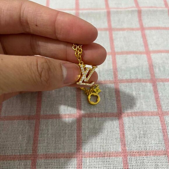 Louis Vuitton Gold Bracelet - Picture 3 of 7